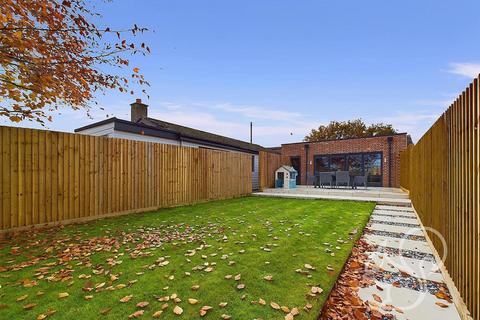 3 bedroom detached bungalow for sale, The Heath, Bury St. Edmunds IP30