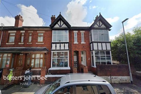 4 bedroom terraced house to rent, St Clair Street, Stoke-on-trent