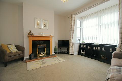 2 bedroom semi-detached house for sale, Welwyn Avenue, Wrose, Shipley, BD18