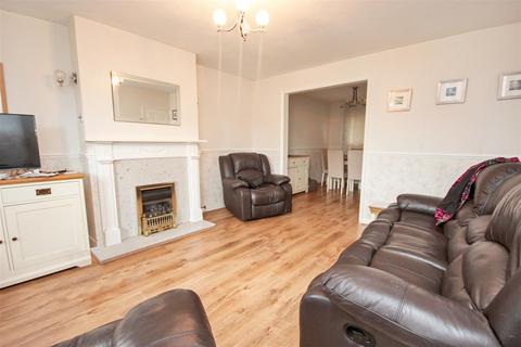 3 bedroom semi-detached house for sale, Balham Close, Rushden NN10