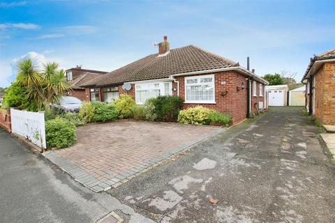 2 bedroom semi-detached bungalow for sale, Oak Road, Fareham, Hampshire