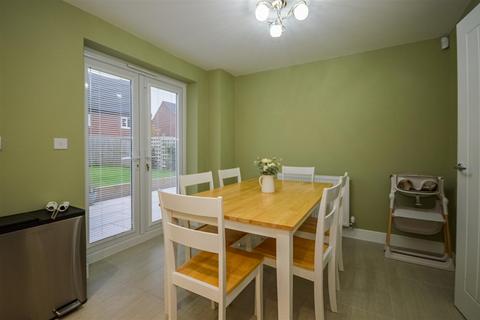 4 bedroom detached house for sale, Buckthorne Road, Normanton WF6