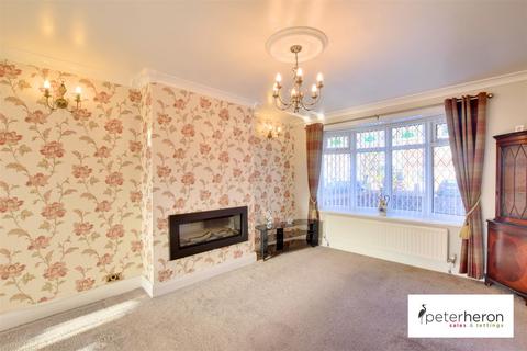 3 bedroom semi-detached house to rent, Warwick Drive, East Herrington, Sunderland