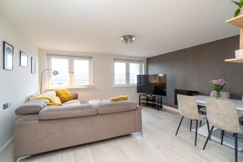 Flat 16, 13 Constitution Place, Edinburgh, EH6 7DJ