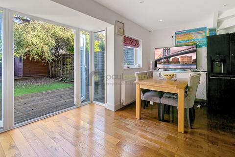 3 bedroom end of terrace house for sale, Purley Vale, Purley, Greater London