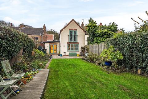 4 bedroom detached house for sale, Sherburn Street, Cawood