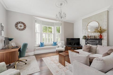 4 bedroom semi-detached house for sale, Fernlea Road, London, SW12