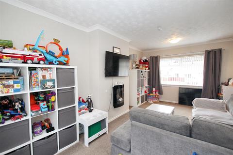 2 bedroom terraced house for sale, Russell Road, Lanark