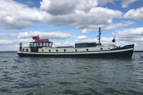 2 bedroom houseboat for sale, Maldon