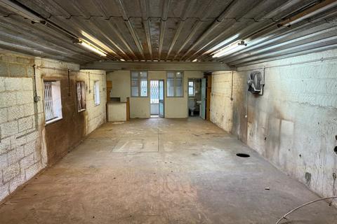 Industrial unit to rent, Fore Street, Edmonton, London