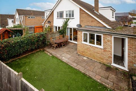 4 bedroom semi-detached house for sale, Trafford Close, Stevenage SG1