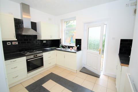 3 bedroom semi-detached house to rent, Dorman Road, Preston PR2