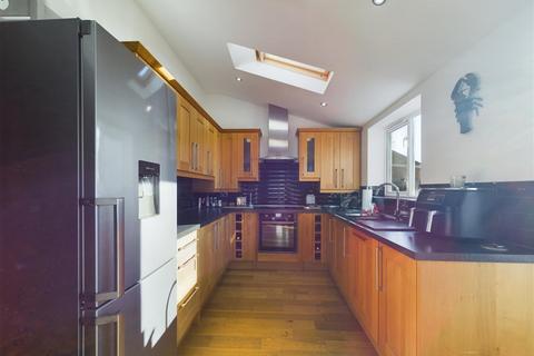 5 Paddock Hill, Malton, YO17 7XH