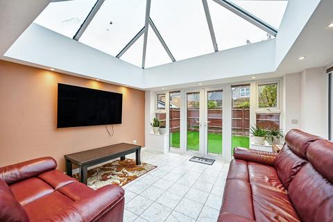 4 bedroom detached house for sale, Christopher Bushell Way, Kennington, Ashford, Kent, TN24