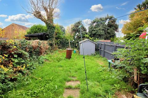 3 bedroom semi-detached house for sale, Devonshire Drive, Stapleford, Nottingham