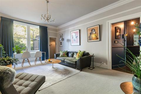 2 bedroom flat for sale, Holland Road, W14