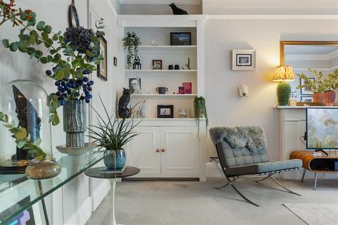 2 bedroom flat for sale, Holland Road, W14