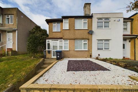 3 bedroom end of terrace house for sale, Addington Road, South Croydon