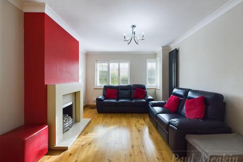 3 bedroom end of terrace house for sale, Addington Road, South Croydon