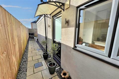 1 bedroom flat for sale, Christchurch