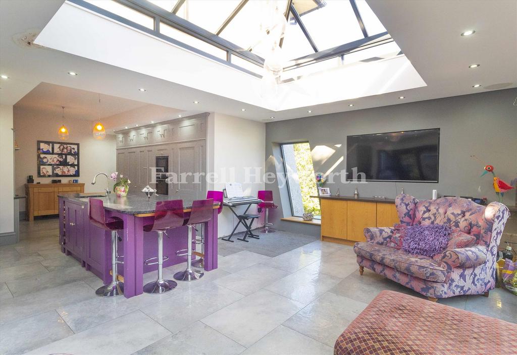 Kitchen Dining 4