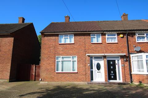 3 bedroom semi-detached house for sale, Muirfield Road, Watford WD19