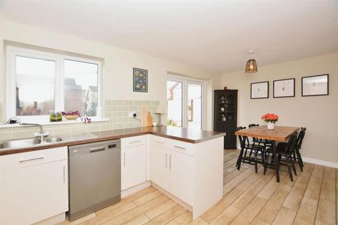 16 Brambling Way, Scunthorpe, DN16 3FA