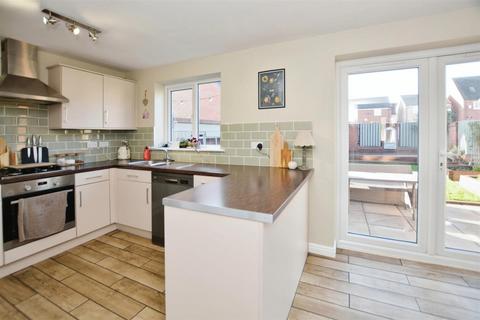 16 Brambling Way, Scunthorpe, DN16 3FA