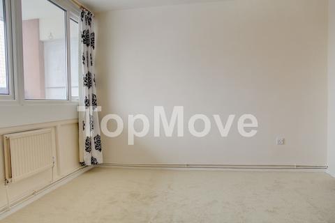 1 bedroom flat to rent, Phipps Bridge Road, Mitcham, CR4