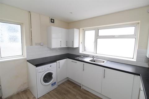 5 bedroom private hall to rent, Moy Road, Cardiff CF24