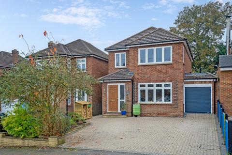 3 bedroom detached house for sale, Lewes Way, Croxley Green, Rickmansworth, WD3