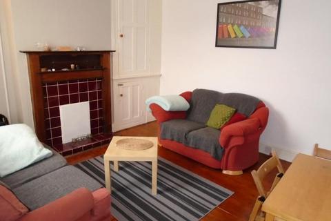 4 bedroom house to rent, Gelligaer Street, Cathays, Cardiff