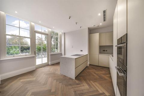 3 bedroom flat for sale, The Bishops Avenue, Hampstead, N2