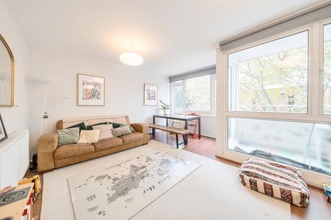 3 bedroom apartment for sale, Caspian Street, London