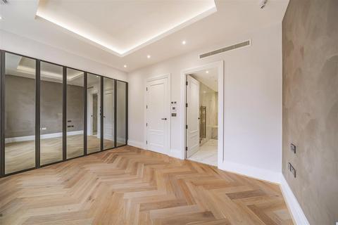 2 bedroom flat for sale, The Bishops Avenue, Hampstead Garden Suburb , N2