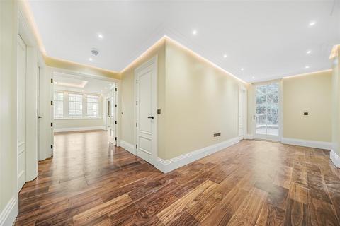 3 bedroom flat for sale, The Bishops Avenue, Hampstead, N2