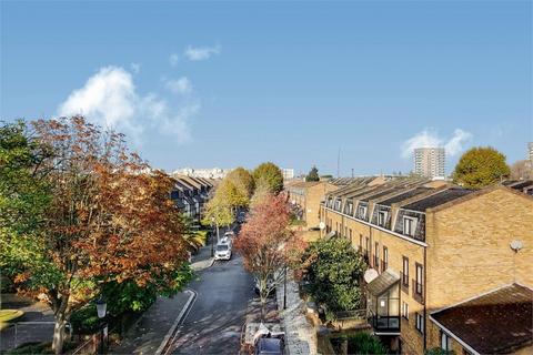 1 bedroom apartment to rent, Acklam Road, North Kensington