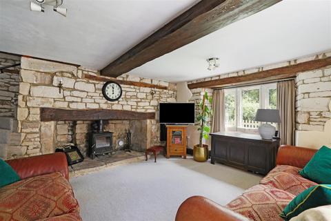 3 bedroom cottage for sale, Station Road, Woodchester