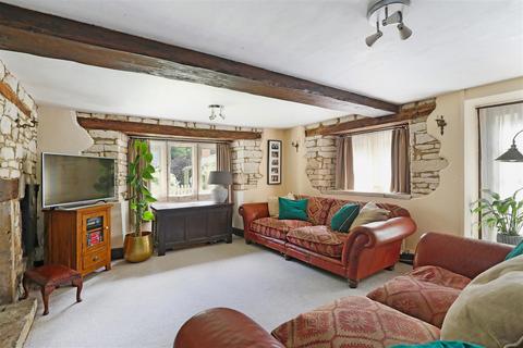 3 bedroom cottage for sale, Station Road, Woodchester