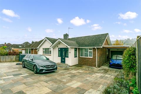 2 bedroom bungalow for sale, Lime Tree Avenue, Findon Valley, Worthing, West Sussex, BN14