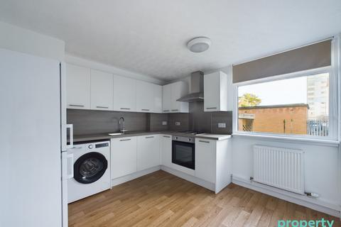 2 bedroom flat to rent, Sinclair Park, East Kilbride, South Lanarkshire, G75