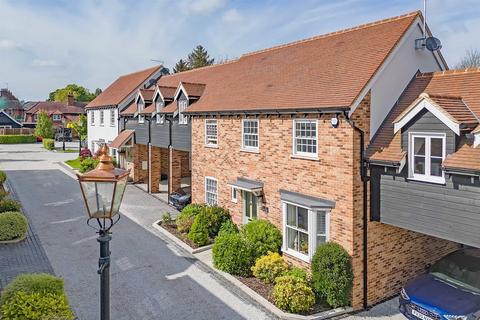 3 bedroom mews for sale, Crown Mews, Ingatestone