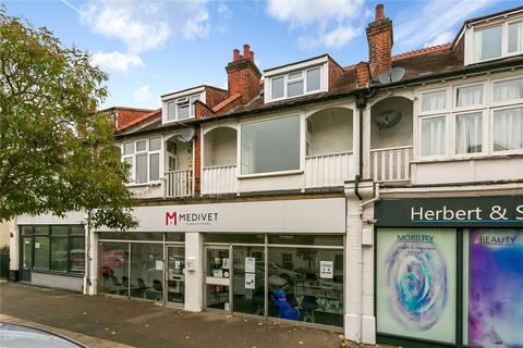 2 bedroom apartment for sale, The Pavement, Bushy Park Road, Teddington