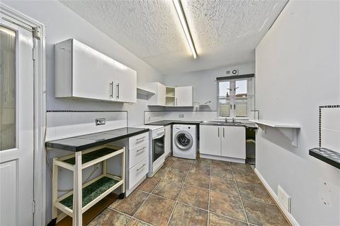 2 bedroom apartment for sale, The Pavement, Bushy Park Road, Teddington