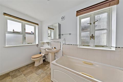 2 bedroom apartment for sale, The Pavement, Bushy Park Road, Teddington