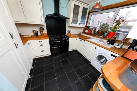 3 bedroom terraced house for sale, Melville Close, Glenrothes