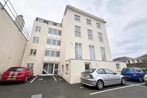 2 bedroom flat for sale, Flat 3 Ashley House, St Saviour