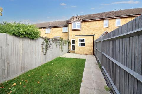 2 bedroom house for sale, Coppice Way, Aylesbury