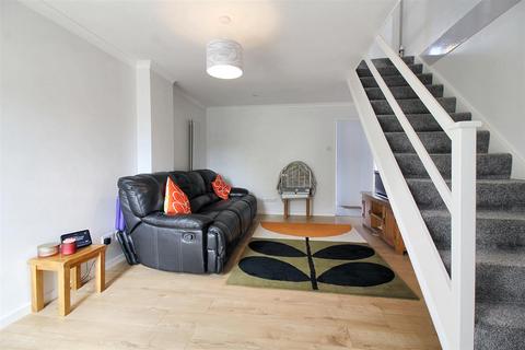 2 bedroom house for sale, Coppice Way, Aylesbury