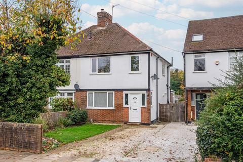 3 bedroom semi-detached house for sale, Tavistock Avenue, Hertfordshire AL1